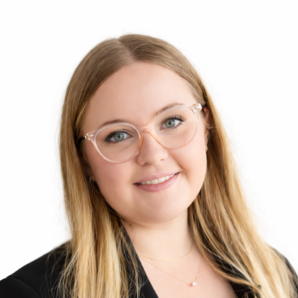 Torri Bennett, RPN, Lead Aesthetic Nurse Injector